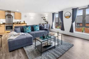 Pluxa Globe - Spacious Apartment in JQ with parking